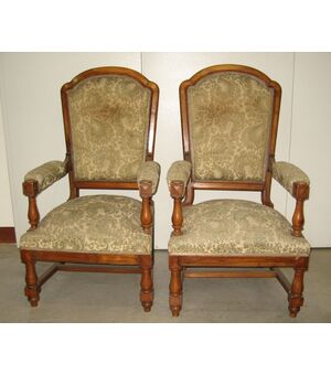 Coppia poltone antiche in noce. Epoca inizi del 1900 Cod. 2983
