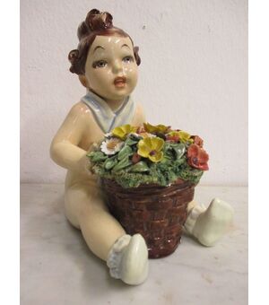 Figurine child with flowers - signed Arturo Pannunzio - 30s - 40s - beautiful!     
