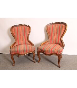 Antiche Poltrone Lombardo 1850-1860 L. Filippo in noce . Intagliato Antiquariato .