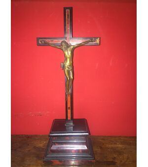Cristo in bronzo del 1700 cm14x13, misura croce: cm 40x13