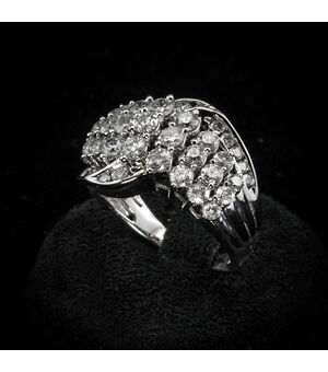 Band ring with diamonds 2 ct.     