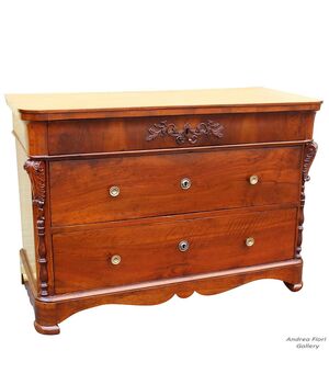 Antique Louis Philippe chest of drawers in walnut - Italy (Lombardy), 19th century     
