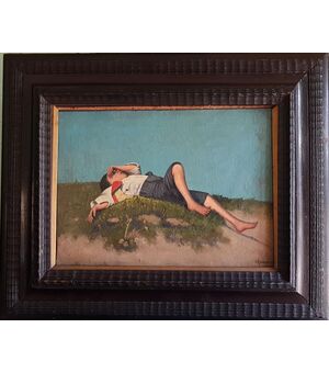 Bambino sdraiato al sole