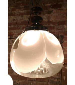 Lampadario in vetro trasparente