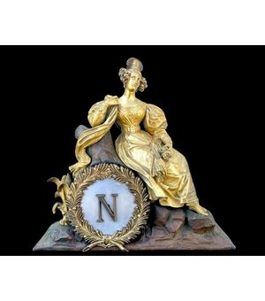 Cimasa da orologio da tavolo in bronzo con doratura al mercurio raffigurante Giuseppina Moglie di Napoleone.