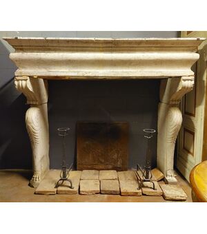 chp353 - stone fireplace, 17th century, cm l 210 xh 186 xp 70     