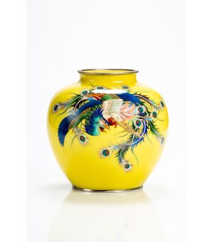 Vaso giallo con fenice
