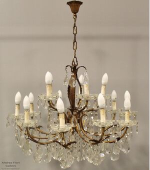 Chandelier with crystal drops with 15 lights     