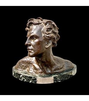 Scultura in bronzo,busto di Jean Mermoz ( famoso aviatore).Autore: Alexandre Ouline.Francia.