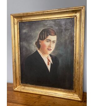 Antico dipinto olio su tela volto di ragazza datato 1939 cornice antica art decò  . Mis cm 63 x 76 
