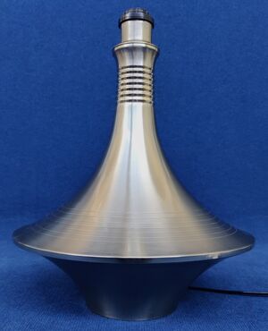 Grande lampada da tavolo in acciaio -cm 48 h- Italia anni '70