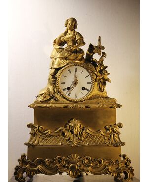 Parigina del  XIXsec. Bronzo dorato al mercurio, altezza 43cm
