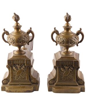 Pair of elegant bronze andirons in the shape of amphorae - M / 943     
