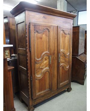 PROVENCAL WALNUT WARDROBE WITH TWO DOORS THREADS EARLY 800 cm L139xP50xH216     