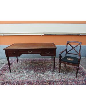 CENTER DESK IN MAHOGANY AND ARMCHAIR FROM THE END OF 800     