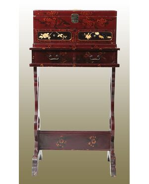 Tavolino da lavoro porta gioie cinese di fine 1800 inizio 1900
