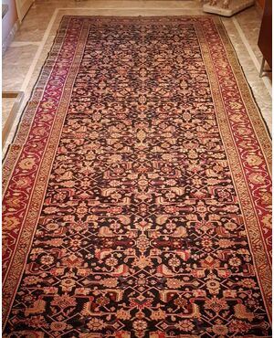 Importante tappeto Caucasico Gharabagh, epoca inizio XIX secolo. Misure 210 x 5.20.