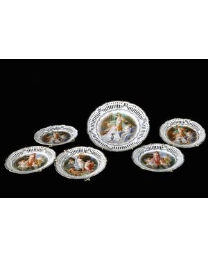 Servizio composto da 6 piatti in porcellana bianca con "muse" scene stile Neoclassico