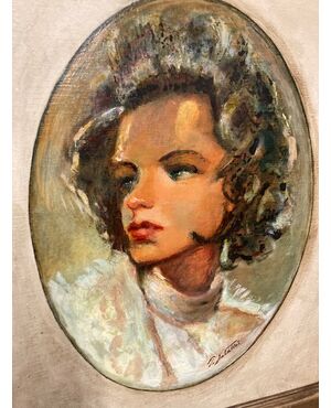 :  Dipinto olio su cartoncino in cornice laccato “ Volto di Donna “ P. Salatini anni 50 mis 63 x 64 