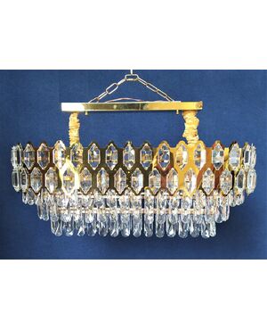 Lampadario ovale in metallo dorato e pendenti di cristallo - cm 80 x 35