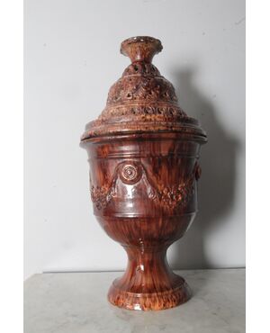 Antico vaso Braciere in maiolica epoca 700  Luigi XVI  grandi dimensione con festoni e cappello traforato.  Altezza cm 75 