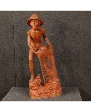 Great oriental wooden sculpture from the 20th century