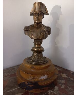 Busto di Napoleone in bronzo dorato