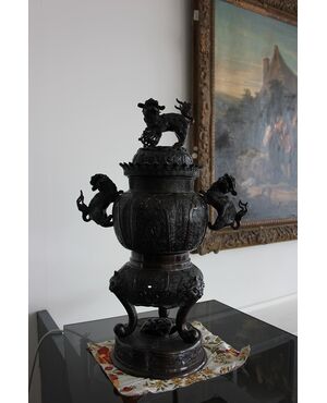 Grande Vaso Cinese in Metallo del 1800 con Cani di Pho