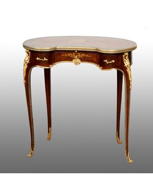 Tavolino/Scrittoio Napoleone III Francese in legni esotici pregiati. Periodo XIX secolo.