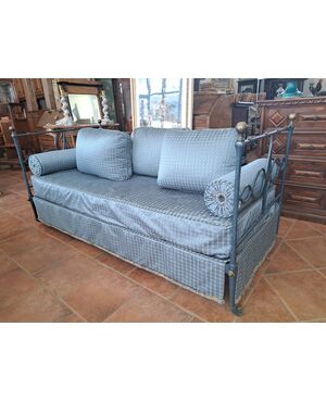 Letto divano  in ferro inizio '800 dipinto