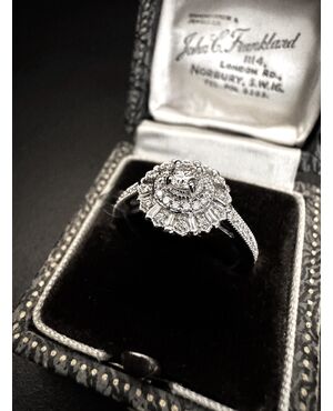 Anello  con  Diamanti  