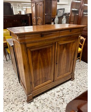 Credenza Francese Stile Luigi Filippo in Legno di noce XIX secolo con 2 ante e 2 cassetti