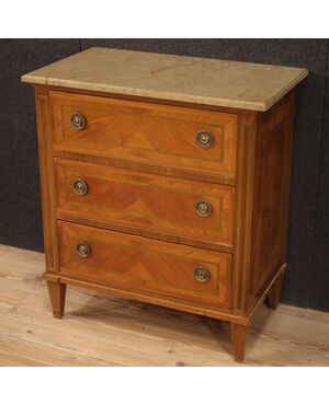 Small French chest of drawers in Louis XVI style 