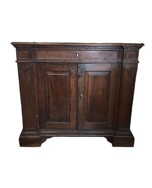 Piccola credenza