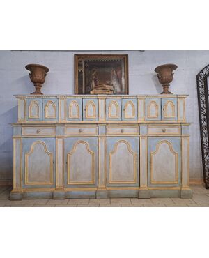 Credenza da sagrestia laccata