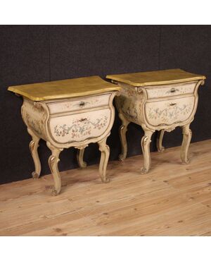 Pair of Venetian bedside tables in lacquered wood