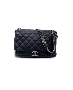 CHANEL Borsa a Tracolla in Pelle Col. Nero Chain Around M