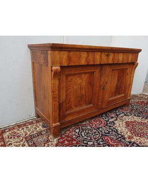 CREDENZA A DUE PORTE E TRE CASSETTI CON LASTRONATURA IN NOCE STILE IMPERO EPOCA 800 cm L 146xP59xH95