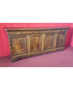 Credenza quattro porte tre cassetti
