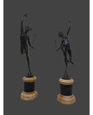 COPPIA DI SCULTURE IN BRONZO PATINATO 