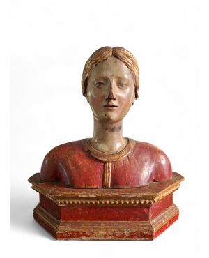 Busto femminile