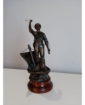 Statua antimonio pescatore su barca - no bronzo - fine '800 - scultura h. 70 cm!