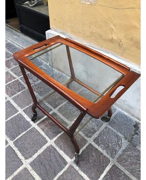 carrello con piano asportabile