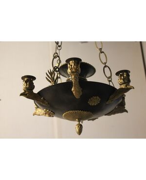 Lume Impero a sospensione, bronzo patinato e dorato.