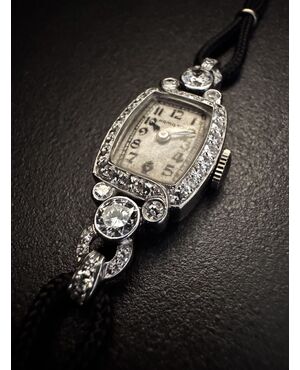 Orologio  in  platino  "  HAMILTON  "   con  Diamanti  1.5 ct.