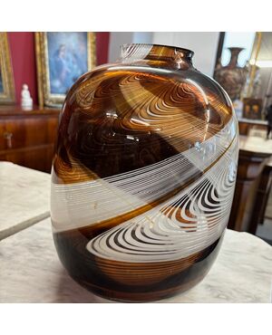 Vaso  Carlo Moretti Vetro Murano design anni 1977 . Da collezione Mis H 30 diametro cm 20