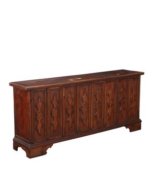 Credenza in stile rinascimento