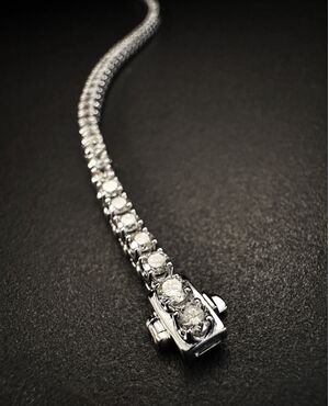 Bracciale  tennis  con   Diamanti   5.5 ct.