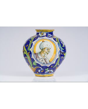 Vaso in maiolica , bottega di Mastro Domenico , XVI secolo RISERVATO