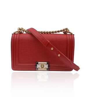 CHANEL Borsa a Tracolla in Pelle Col. Rosso Boy M